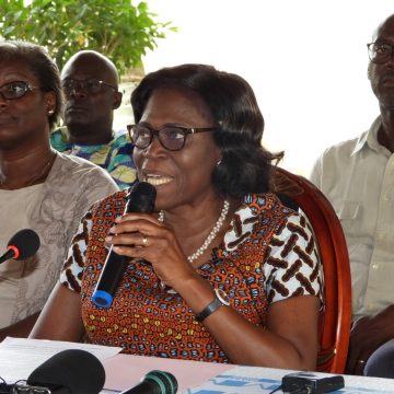 ph. Simone Ehivet Gbagbo 5ème phase du Dialogue politique : Simone Gbagbo dénonce «une rencontre non-inclusive» et ses résultats