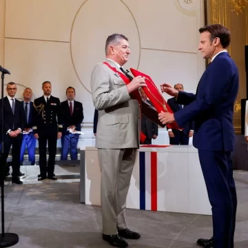 France/Réélu président de la République : Macron investi devant Sarkozy et Hollande