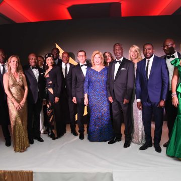 Humanitaire /75ème Festival de Films de Cannes : Dominique Ouattara reçoit le prix Better World Fund