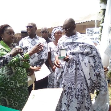 ph. Obsèques maman Guikahué Côte d’Ivoire/ Obsèques de la mère du Secrétaire exécutif du PDCI-RDA : La classe politique mobilisée pleure avec Maurice Kakou Guikahué