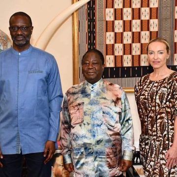 ph. Bédié, Tijane Thiam et son épouse Côte d’Ivoire / Séjour de 48h au pays :Tidjane Thiam repart après un message fort laissé