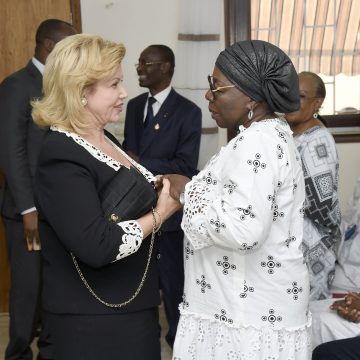 ph; soutien à jeanne peuhmond Décès de la mère de Jeanne Peuhmond : Le couple présidentiel aux côtés de la famille éplorée