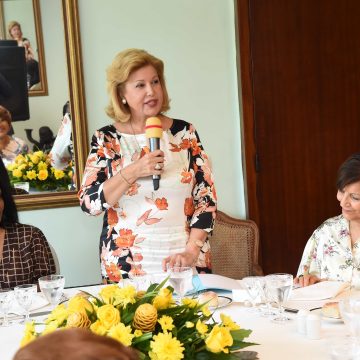 ph. reception départ 2 Dominique Ouattara à l’Ambassadrice Farida Bouguetaia : « Vous n’avez eu de cesse de manifester votre attachement au peuple Ivoirien »