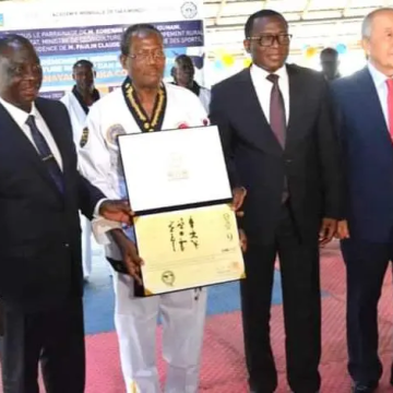 ph; sport tae kwando Taekwondo / Ceinture noire 9ème dan : Le grand Maître Siaka Coulibaly devient le 1er Africain à obtenir ce grade