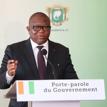 ph. amadou coulibaly porte-paroel gouvernement Folles rumeurs à Bamako sur les 46 soldats ivoiriens détenus : Le gouvernement ivoirien met fin aux « causeries de grins »