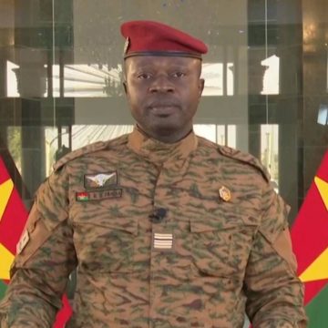 Putsch militaire au Burkina Faso : Paul-Henri Damiba explique sa démission