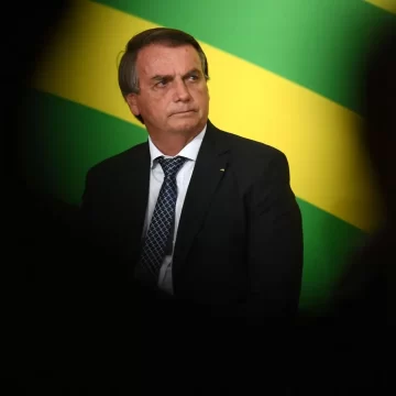 ph. bolsonaro brésil Brésil / Investiture du nouveau président – Pour ne pas « installer » Lula, Bolsenaro se réfugie aux Etats-Unis
