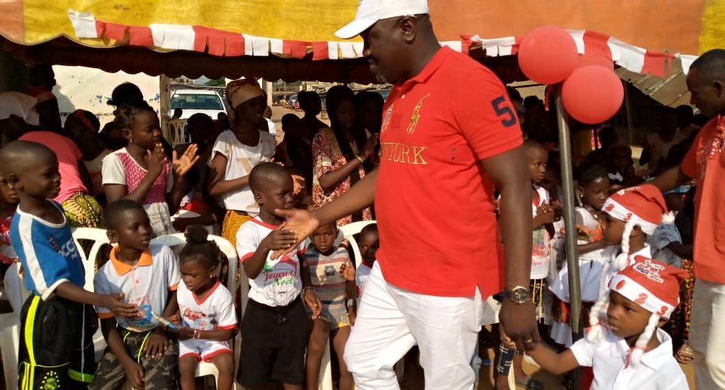 Arbre de Noël à Abobo : L’ONG Abobo Vision Nouvelle «gâte» des enfants de la commune