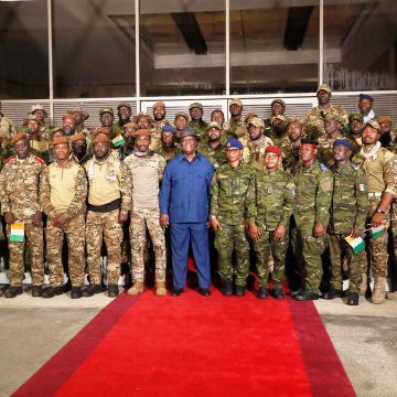ph. soldats libérés arrivés 1 Accueil à Abidjan des 46 soldats ivoiriens libérés au Mali – Alassane Ouattara : « La diplomatie a payé, nous avons préféré cela »