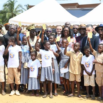 ph.vaccination children of africa 1 Toupah et Petit Badien : La Fondation Children Of Africa vaccine 1100 enfants