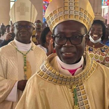 ph.Mgr Joseph Kakou Aka de yamoussoukro Le nouvel évêque de Yamoussoukro ordonné samedi : 31 archevêques et évêques soutiennent Mgr Joseph Aka
