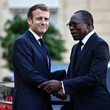 ph. paris cotonou Relations diplomatiques et politiques La France, modèle démocratique pour le Bénin ?