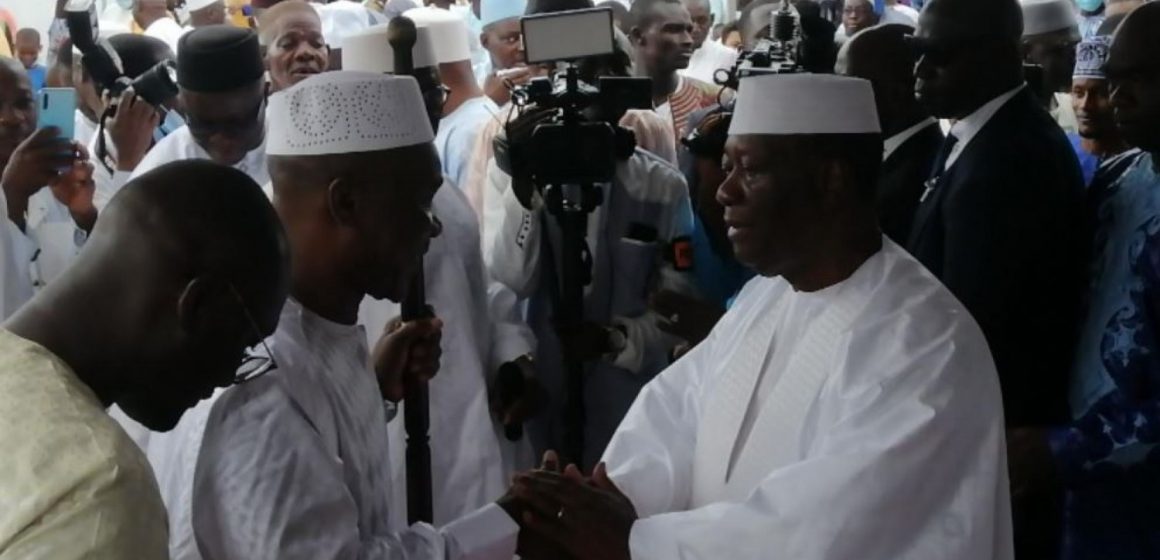 ph. l'imam traoré et le président ouattara Côte d’Ivoire / Elections régionales et municipales 2023 – L’Imam Moumine Traoré lance un appel aux acteurs et aux populations