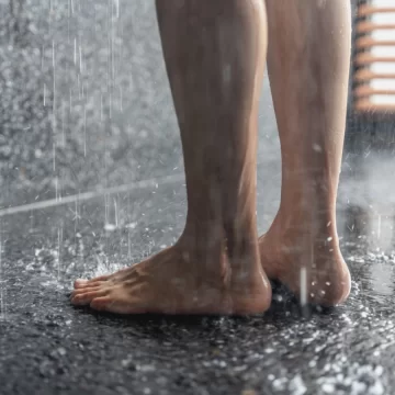 ph. douche uriner 1 Santé publique – Voici pourquoi il ne faut pas uriner sous la douche