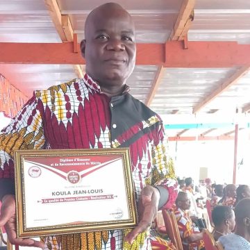 Côte d’Ivoire / Valorisation de la culture : Le cinéaste Jean-Louis Koula honoré par la région du Cavally  