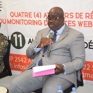 ph.atelier caidp 1 Monitoring 2.0 avec la CAIDP – Des ateliers à Abidjan pour réviser les critères des sites web des organismes publics