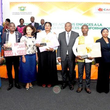ph.lauréats prix n'golo et kébé Lutte contre la corruption et promotion de l’accès à l’information – «Le Monde Actuel.com » parmi les lauréats des prix Kébé Yacouba N’Golo Coulibaly