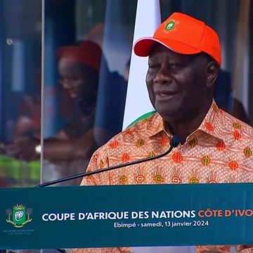 ph. alassane ouattara dicours au stade Reconnaissance aux acteurs de l’organisation de la CAN – Le précédent ministre des sports Danho Paulin Claude ignoré