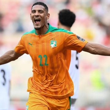 ph.haller sébastien CAN 2023 / Jean-Louis Gasset, sélectionneur des Eléphants : « Nous faisons tout pour que Haller joue le match important du lundi »
