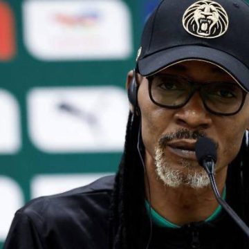 ph.rigobert song entraineur cameroun Rigobert Song, sélectionneur des Lions Indomptables du Cameroun : « Un lion ne meurt jamais »