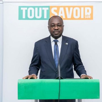 ph. directeur général fonction publique Côte d’Ivoire / Statut général de la Fonction publique – Le DG de la Fonction publique expose les innovations