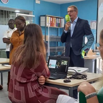 ph. institut geothe activités Activités et projets du Goethe-Institut Côte d’Ivoire – Le DG et son équipe exposent tout aux médias