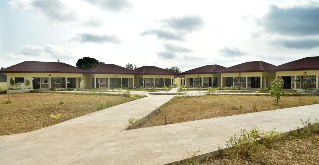 Dimbokro – Le président de la Fondation Kaydan offre un collège à l’Eglise Catholique de Soungassou