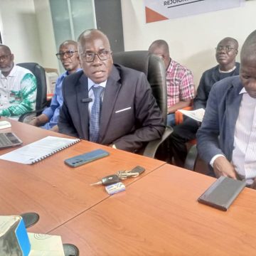 ph.nouveau secrétaire général synares Nouveau SG du SYNARES – Prof Gooré Bi Gnamien fait une mise au point de taille