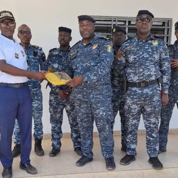 ph. affaires maritimes drogue saisie bon Grand-Bassam – 50 kg de drogue saisis dans le canal d’Assinie