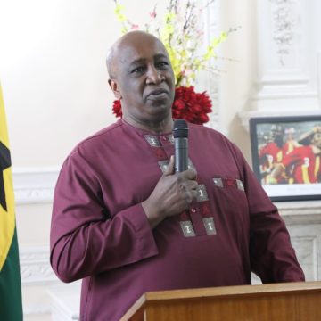 ph.aly turé cérémonie planteurs ghanéens fête du cacao à Londres-les meilleurs planteurs du Ghâna célébrés en présence du porte-parole des pays producteurs de l’icco