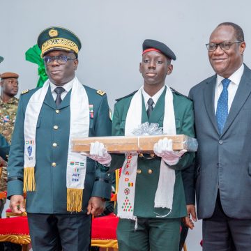 ph. empt enfants de troupe Côte d’Ivoire / Ecole militaire préparatoire et technique (EMPT) – 115 enfants de troupe, dont 30 filles, de la 78e promotion font leur baptême