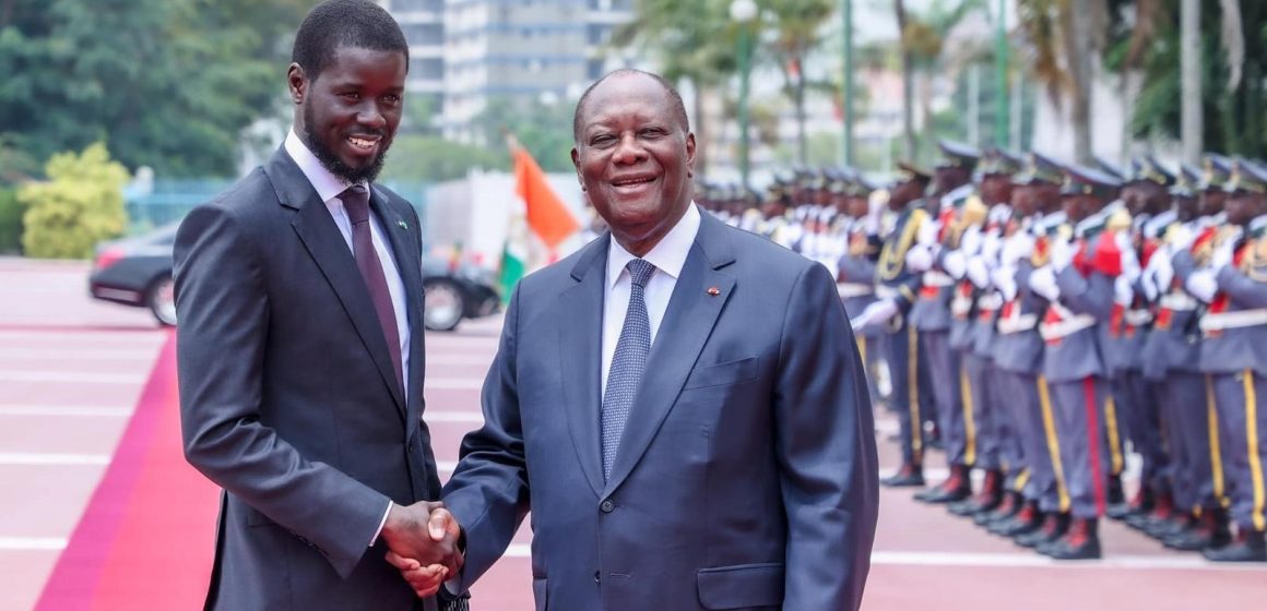 ph.ouattara et diomaye 3 bon Tensions en Afrique de l’ouest -Voici les 3 chefs d’Etat désignés pour raisonner les pays de l’AES