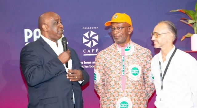 Ph.ali toure parlant cafe bon Paris Coffee Show – L’ambassadeur Aly Touré livre le message de la Côte d’Ivoire