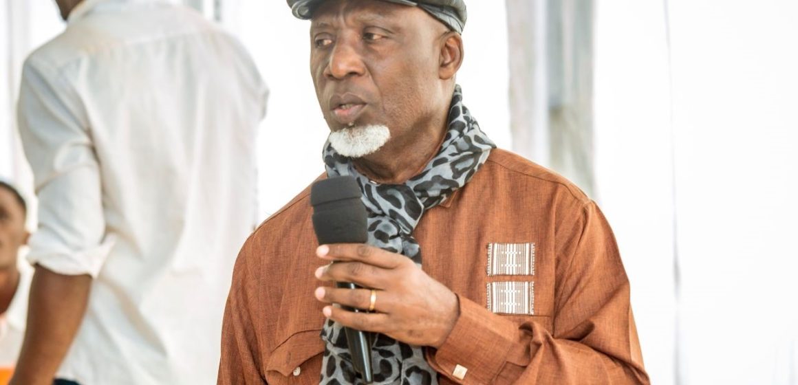 Interview / Bernard Kokobo, artiste-chanteur musicien : « J’ai ma place dans la tendance actuelle »