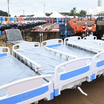 ph.bonoua dons 3 bon Bonoua – Dominique Ouattara fait des dons divers de 750 millions FCFA aux populations