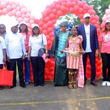 ph. medecis femmes ceremonie 3 Cancer du sein et du col de l’utérus – Les femmes médecins et les femmes de la DGI unissent leurs forces pour la lutte