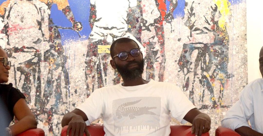 Exposition « Le Gbonhi » à Houkami Guyzagn – L’artiste-peintre Gnohité célèbre la prime enfance