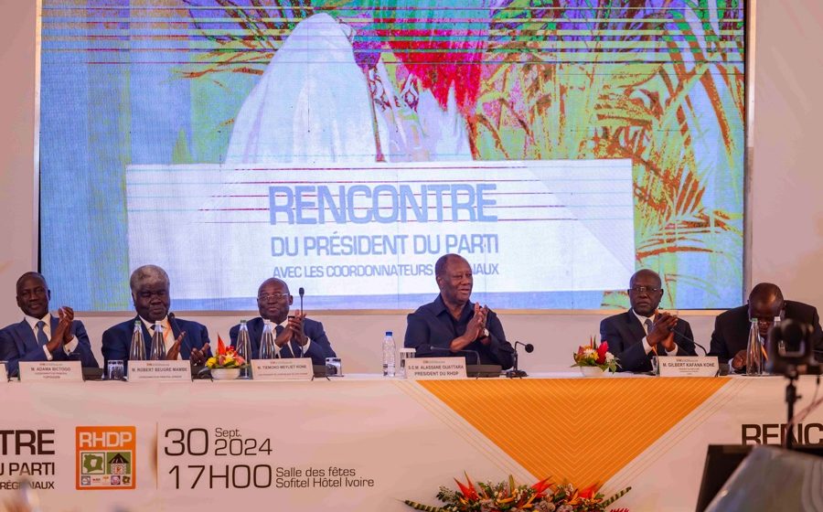 ph.reunion rhdp Directoire, Secrétariat exécutif et Coordonnateurs du RHDP – Les félicitations et les reproches d’Alassane Ouattara