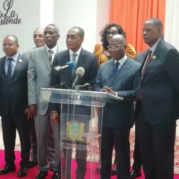 ph.assemblee nationale ministres budget Côte d’Ivoire / Projet de budget 2025 – Plus de 15.000 milliards FCFA adoptés en commission à l’Assemblée nationale