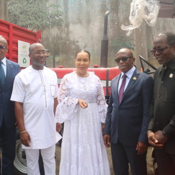 ph.anad aide communes Lutte contre l’insalubrité en Côte d’Ivoire – L’ANAGED continue d’équiper les communes, sa DG rassure