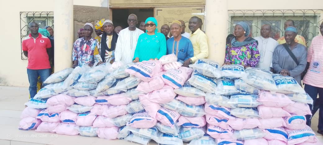 ph.solidarité musulmane sud-comoé Solidarité musulmane – Le ministre Adama Kamara soulage la communauté Odienneka du Sud-Comoé