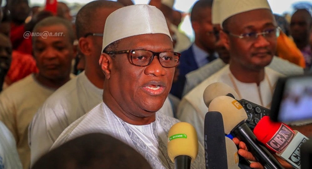 ph. téné birahima ouattara à la mosquée riviéra Sécurité de la Côte d’Ivoire et élection présidentielle de 2025 – Comment le ministre de la Défense relève le défi