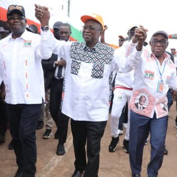 ph.ahoussou jeannot à aboisso rhdp Pré-congrès du RHDP à Aboisso – Jeannot Ahoussou-Kouadio exhorte Aka Aouélé et Yacouba Hien Sié à l’entente « pour la victoire d’Alassane Ouattara »