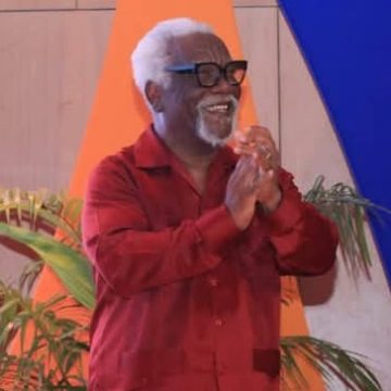 ph.noel dourey album 2 Avec son maxi-single « Cherche pas à plaire » – Le Crooner Noël Dourey marque un retour flamboyant sur la scène musicale