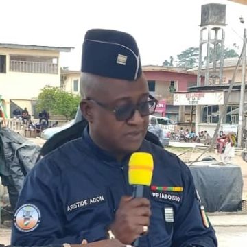 Aboisso / Lancement de l’opération vacances sécurisées – Démonstration de maintien de l’ordre et exposition de produits prohibés saisis au menu