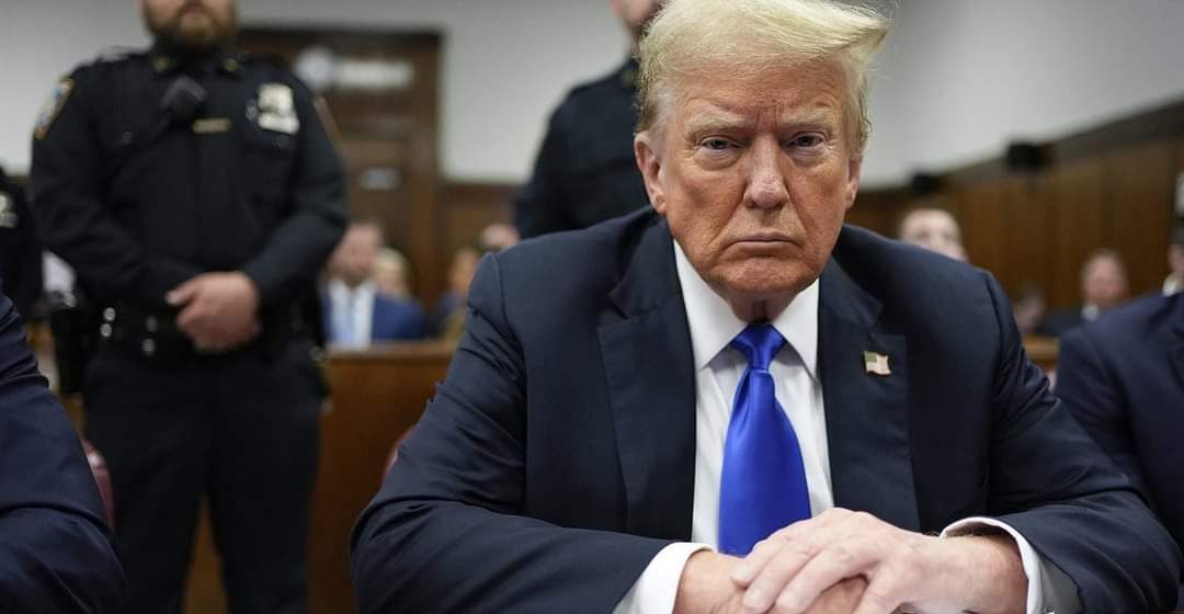 ph.donald trump Etats-Unis – Tout sur l’insuffisance veineuse chronique, la maladie dont souffre Donald Trump