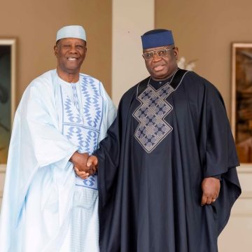 ph.ouattara et julius nada bio Côte d’Ivoire – Sierra Leone Ce qu’Alassane Ouattara et Julius Maada Bio se sont dit