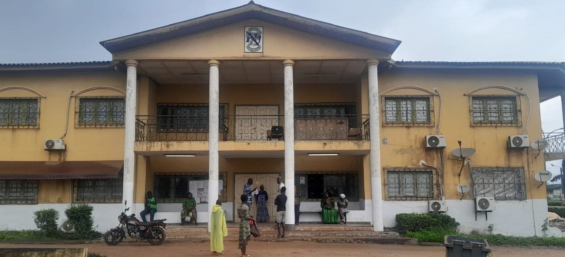 Grève dans les mairies, conseils régionaux et districts – La mairie d’Aboisso hermétiquement fermée