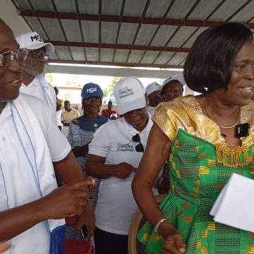 ph.Simone Gbagbo en campagne 2 Simone Ehivet Gbagbo depuis Krindjabo (Aboisso) : « Refuser d’aller voter, c’est donner le pouvoir et la force au 4ème mandat »