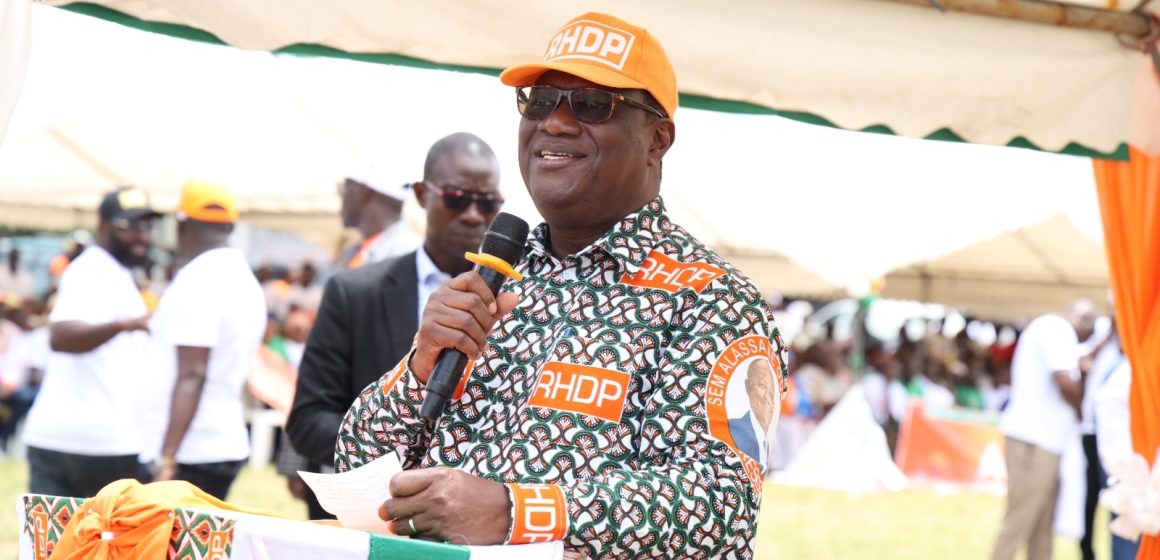 Présidentielle 2025 / Ministre d’Etat Téné Birahima Ouattara aux populations de Maféré : « Exprimez votre fidélité au président Ouattara à travers un vote massif »